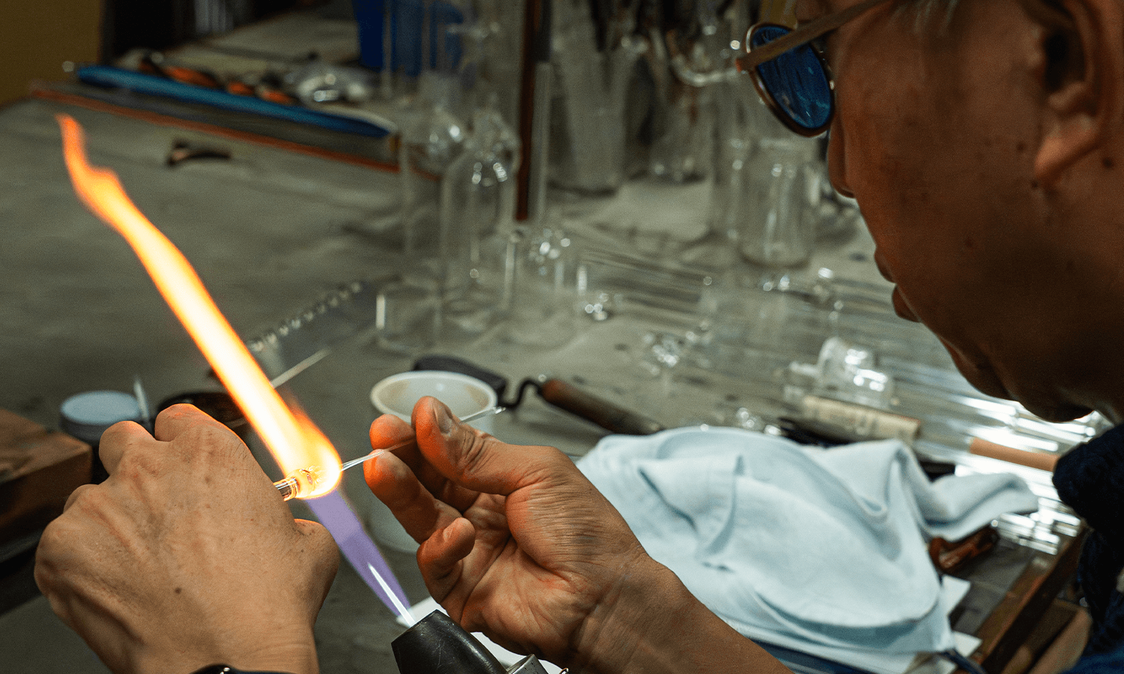 三鷹の森ジブリ美術館 ガラスペン カルシファー 今日のお土産 カルシファーのガラスペン🖋 最後の一個無事買えて