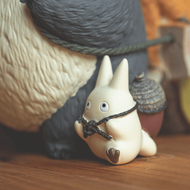 新品未使用　となりのトトロ　プランターカバー　　　よいこらしょ　ジブリ となりのトトロ プランターカバー / 小物入れ トトロのお届け