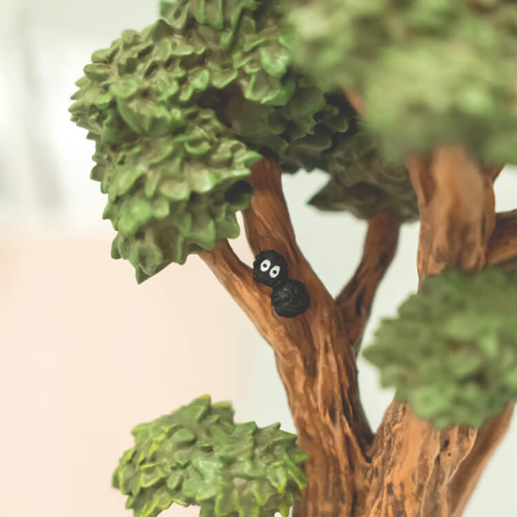 となりのトトロ ジオラマ砂時計 クスノキとトトロたち｜三鷹の森ジブリ