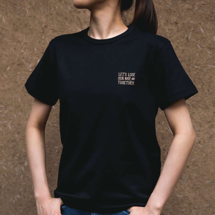 ジブリ美術館オリジナル Tシャツ クロスケ潜水窓 ブラック｜三鷹の森