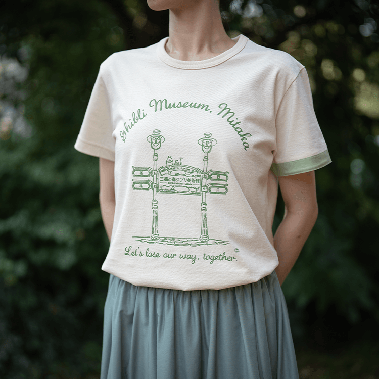 マンマユート ジブリ美術館ショップ Tシャツ Mサイズ 赤 ジブリ美術館オリジナル Tシャツ あるくの大好き ダークグリーン