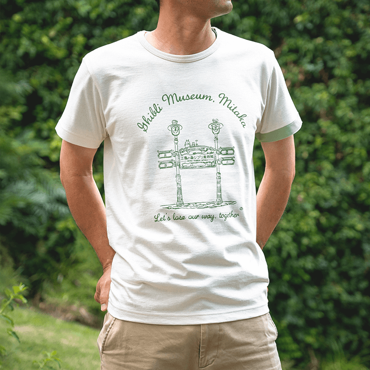 マンマユート ジブリ美術館ショップ Tシャツ Mサイズ 赤 ジブリ美術館オリジナル Tシャツ 正門看板｜三鷹の森ジブリ